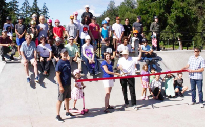 Ribbon-Cutting ceremony at  City's first skate jam in 2023